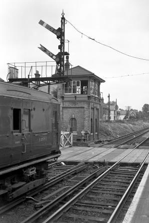 BR(S) Class 2-BIL 2013 at Crawley, West Sussex with the 10.06am Victoria - Bognor Regis service on Saturday 27 Jul 1968 - J. Scrace [234147]