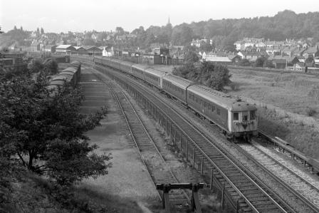 BR(S) Class 2-BIL 2050 at Redhill Tunnel, Surrey with the 9.15am Brighton - London Bridge service on Thursday 05 Sep 1968 - J. Scrace [234148]
