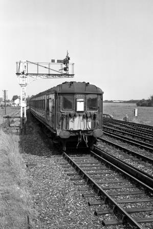 BR(S) Class 4-LAV 2933 at Ford, West Sussex on Tuesday 09 Jul 1968 - J. Scrace [234204]