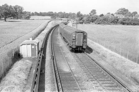 BR(S) Class 4-BUF 3076 at Cricket Field Bridge, Horsham, West Sussex with the 8.54am Bognor Regis & Portsmouth - Victoria service on Sunday 29 Jun 1958 - J. Scrace [234276]