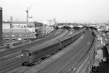 BR(S) Class 4-COR 3116 at Vauxhall, Greater London with the 12.50pm Waterloo - Portsmouth Harbour service on Wednesday 11 Oct 1961 - J. Scrace [234288]