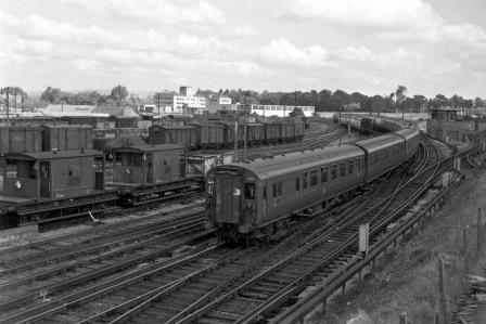 BR(S) Class 4-COR 3145 at Horsham, West Sussex with the 9.21am Victoria - Bognor Regis service on Sunday 30 Aug 1959 - J. Scrace [234305]