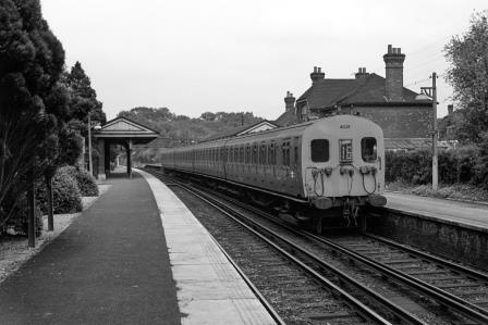 BR(S) Class 4-SUB 4628 at Bookham Station, Surrey with the 3.14pm Waterloo - Effingham Junction service on Monday 20 May 1968 - J. Scrace [234325]