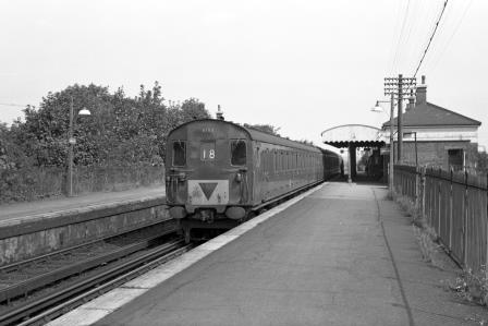 BR(S) Class 2-HAP 6155 at Martin Mill Station, Kent with the 11.10am Margate - Charing Cross service on Wednesday 04 Sep 1968 - J. Scrace [234356]
