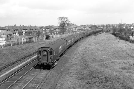 BR(S) Class 4-CEP 7115 near Beckenham Hill, Greater London with the 10.40am Victoria - Ramsgate service on Sunday 21 Apr 1963 - J. Scrace [234365]