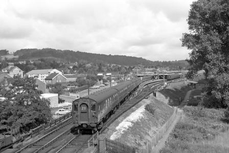 BR(S) Class 4-CEP 7209 at Dorking North, Surrey with the 9.18am Victoria - Portsmouth Harbour service on Saturday 08 Aug 1964 - J. Scrace [234374]