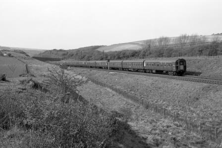BR(S) Class 4-CIG 7307 at Patcham, East Sussex with the 3.25 pm Victoria - Littlehampton service on Thursday 27 Apr 1967 - J. Scrace [234380]