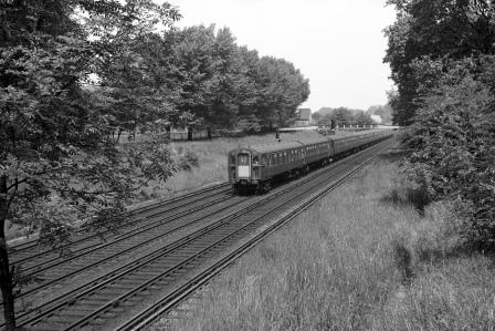 BR(S) Class 4-CIG 7324 at Wandsworth Common, Greater London with the 10.45am Victoria - Ore service on Saturday 04 Jun 1966 - J. Scrace [234393]