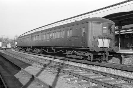 BR(S) De-icing unit class 93 at Pulborough Station, West Sussex with a De-icing service on Saturday 04 Mar 1967 - J. Scrace [234415]