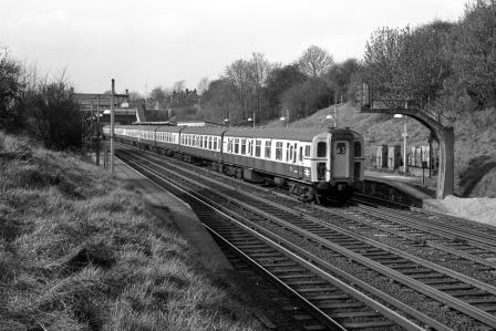 BR(S) Class 4-CIG 7307 at Honor Oak Park Station, Greater London with the 7.28am Ore to Victoria on Saturday 19 Apr 1969 - J. Scrace [234470]