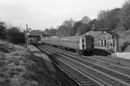 BR(S) Class 4-VEP 7725 at Honor Oak Park Station, Greater London with the 7.58am Brighton to London Bridge on Saturday 19 Apr 1969 - J. Scrace [234471]