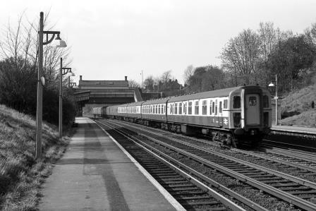 BR(S) Class 4-CIG 7307 at Honor Oak Park Station, Greater London with the 8.28 am Ore to Victoria on Sunday 20 Apr 1969 - J. Scrace [234491]