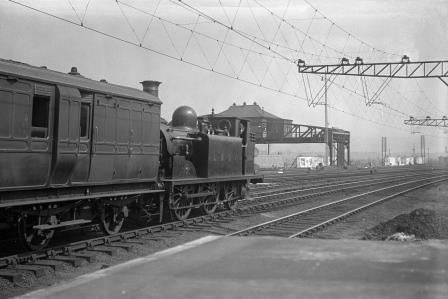 LBSCR D1 class 684 at Clapham Junction, Greater London on Saturday 30 Apr 1921 - H.C. Casserley [270061]