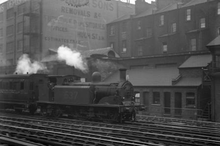 SECR A2 class 537 at Victoria, Greater London on Saturday 18 Apr 1925 - H.C. Casserley [270278]
