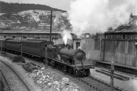 SECR M3 class A472 at Dover Marine, Kent on Saturday 14 May 1927 - H.C. Casserley [270500]