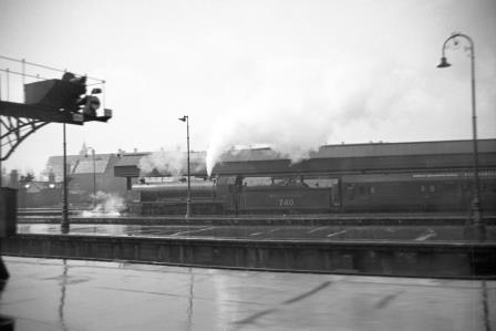 SR N15 class 740 'Merlin' at Waterloo Station, Greater London in Apr 1939 - J.H. Aston [275003]