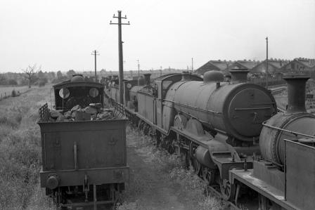 SR H2 class 2421 'South Foreland' at Eastleigh Shed, Hampshire on Saturday 31 May 1947 - J.H. Aston [275012]