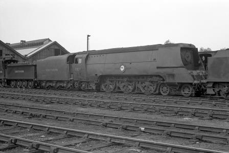 SR MN class 21C7 'Aberdeen Commonwealth' at Eastleigh Shed, Hampshire on Saturday 31 May 1947 - J.H. Aston [275013]