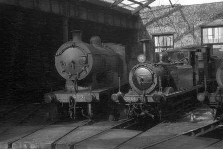 SR S11 class 404 & SR A1X class 2661 at Fratton Shed, Hampshire on Saturday 05 Jul 1947 - J.H. Aston [275049]