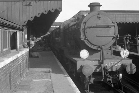 SR L1 class 1784 at London Bridge Station, Greater London with the 6.47am ex. Ramsgate via Redhill on Thursday 24 Jul 1947 - J.H. Aston [275074]
