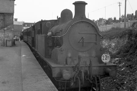 SR R class 1663 at Gravesend Central Station, Kent on Thursday 11 Sep 1947 - J.H. Aston [275116]