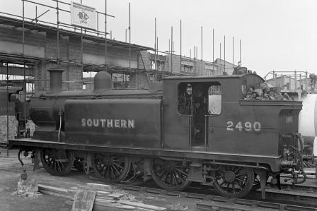 SR E4 class 2490 at Fratton Shed, Hampshire on Saturday 17 Apr 1948 - J.H. Aston [275188]