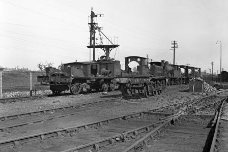 SR R class 1660 & SR C class 1692 & SR E4 class 2494 & SR R1 class 1703 & SR C class 1255 & SR C class 1298 & SR D class 1490 at Ashford Works Yard, Kent on Saturday 08 May 1948 - J.H. Aston [275214]