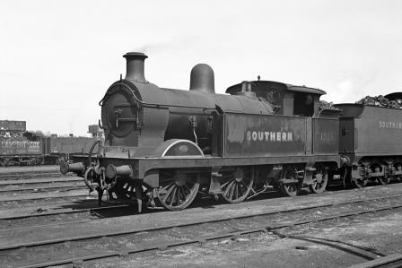 SR H class 1305 at Ashford Shed, Kent on Saturday 08 May 1948 - J.H. Aston [275220]