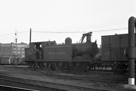 SR E4 class 2487 at Reading Southern Shed, Berkshire on Wednesday 05 May 1948 - J.H. Aston [275226]