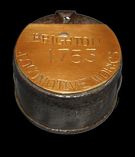 Employee's pay tin